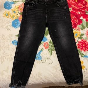 Signature Kancan High Rise Ankle Skinny Jean